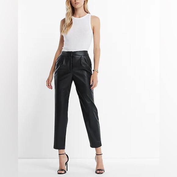 Express Pants - NEW Express Super High Waisted Faux Leather Pleated Ankle Pant Black Size 6S